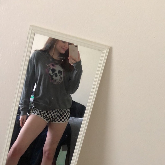 Pullover sweater - Picture 2 of 2